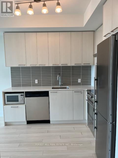 610 - 310 Tweedsmuir Avenue, Toronto, Ontario  M5P 2Y2 - Photo 11 - C12423426