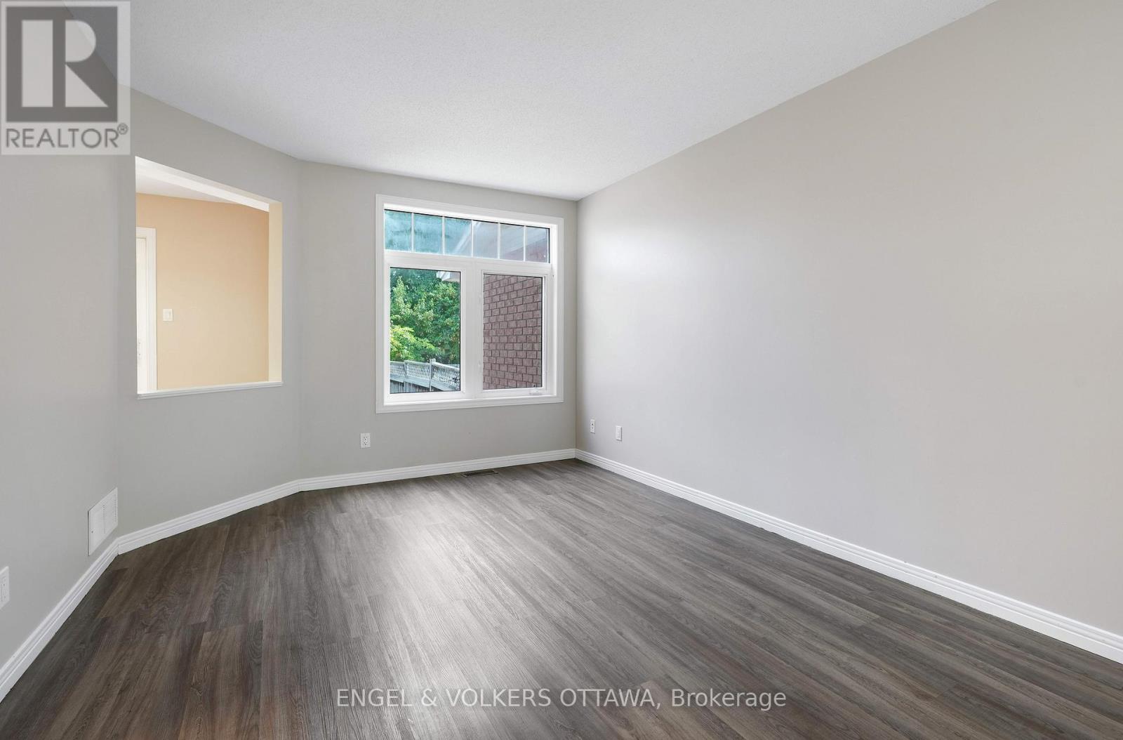 551 Wild Shore Crescent, Ottawa, Ontario  K1V 1S9 - Photo 10 - X12423462
