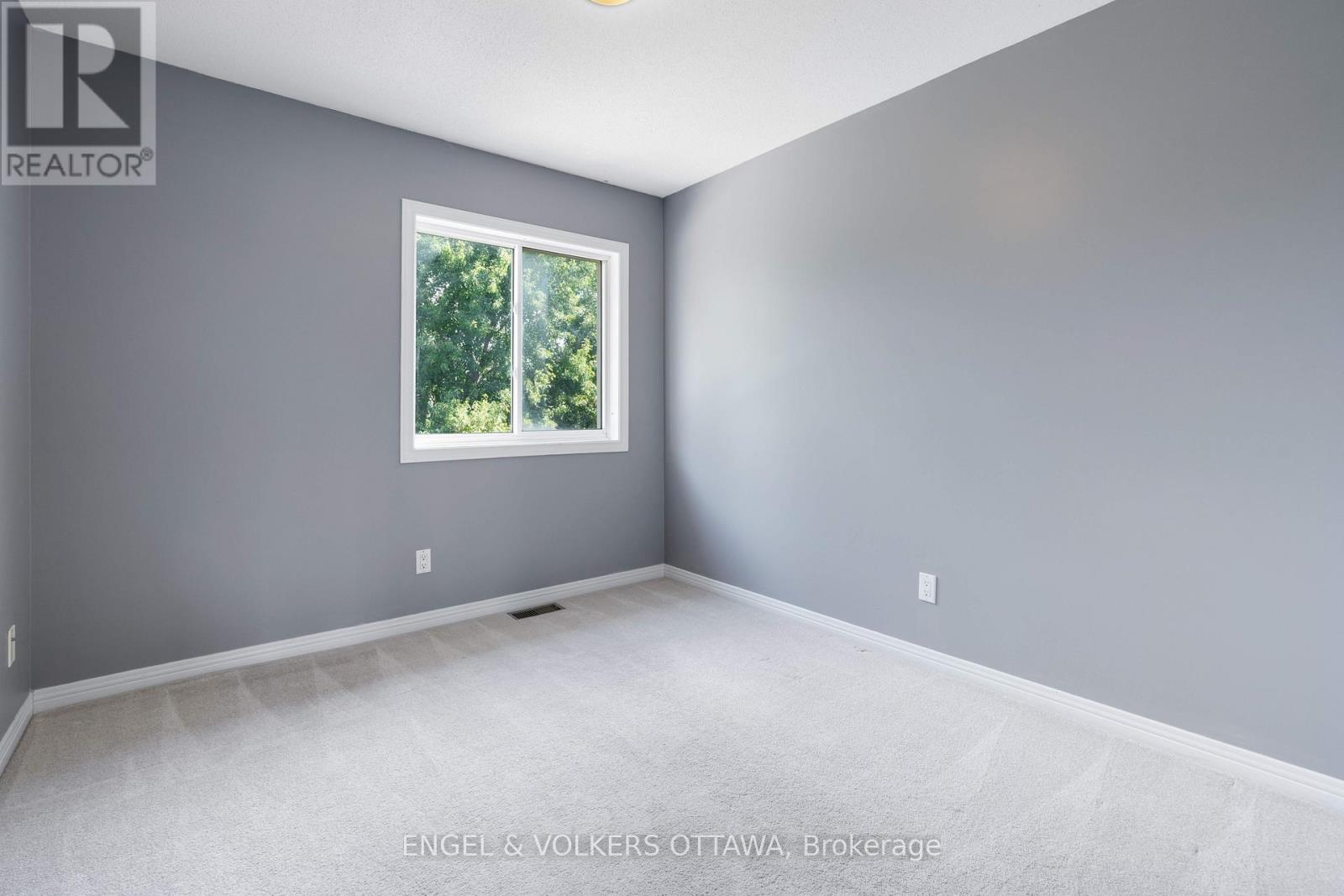 551 Wild Shore Crescent, Ottawa, Ontario  K1V 1S9 - Photo 23 - X12423462