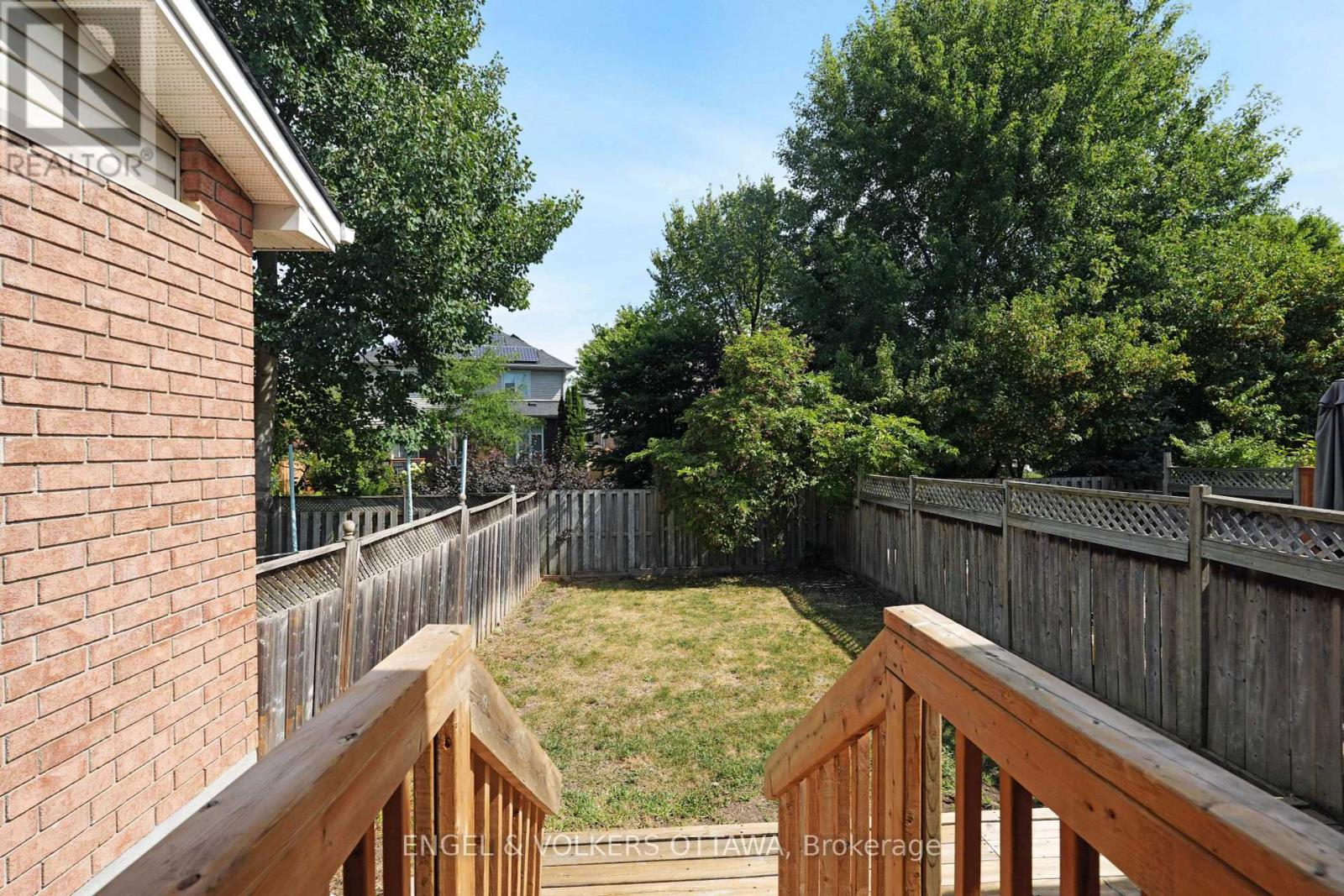 551 Wild Shore Crescent, Ottawa, Ontario  K1V 1S9 - Photo 30 - X12423462