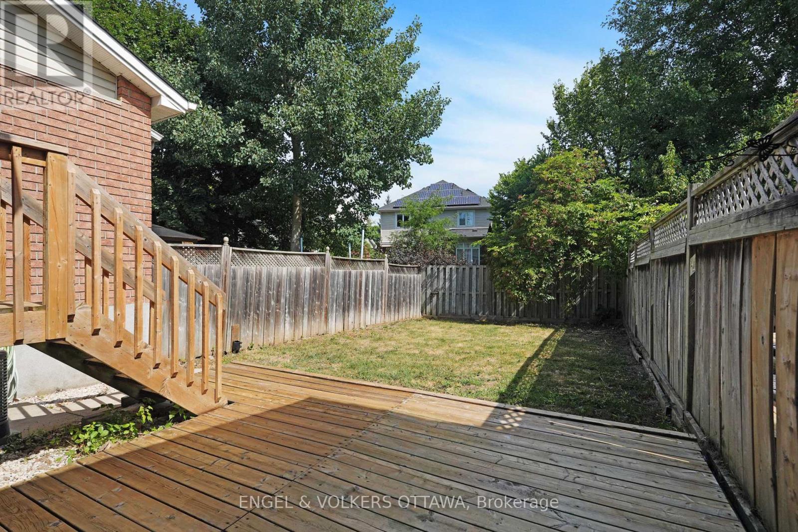 551 Wild Shore Crescent, Ottawa, Ontario  K1V 1S9 - Photo 31 - X12423462