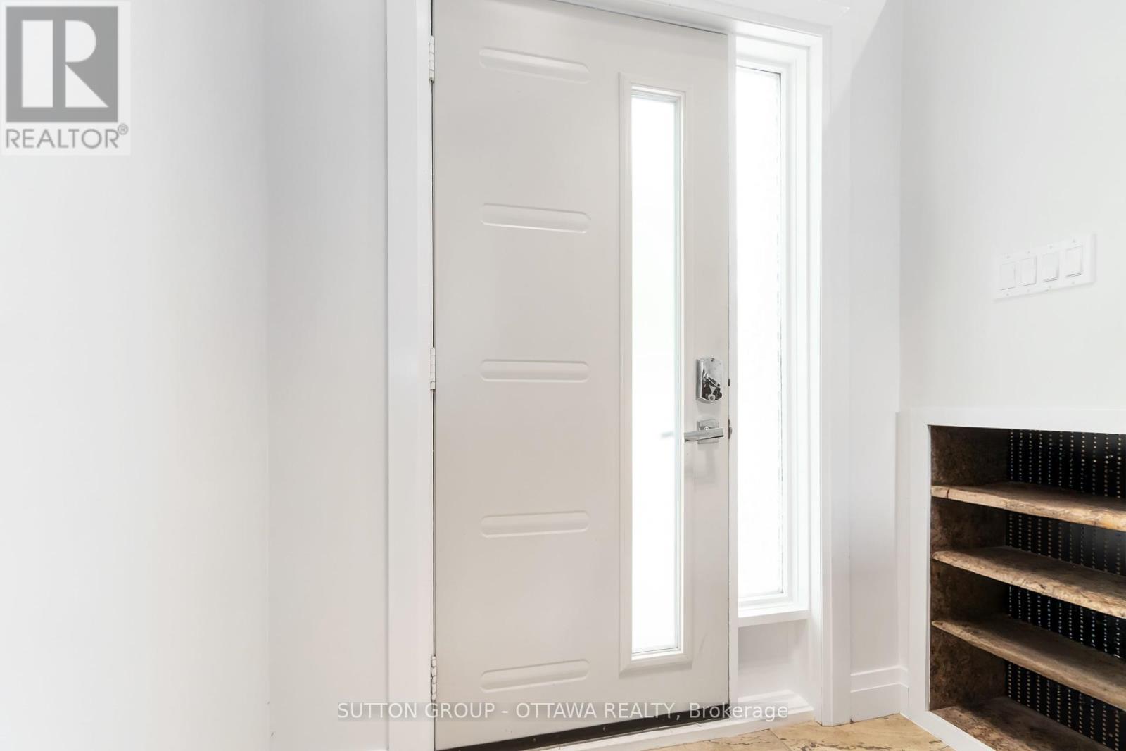 220 Agathe Street, Clarence-Rockland, Ontario  K4K 1K7 - Photo 2 - X12423508