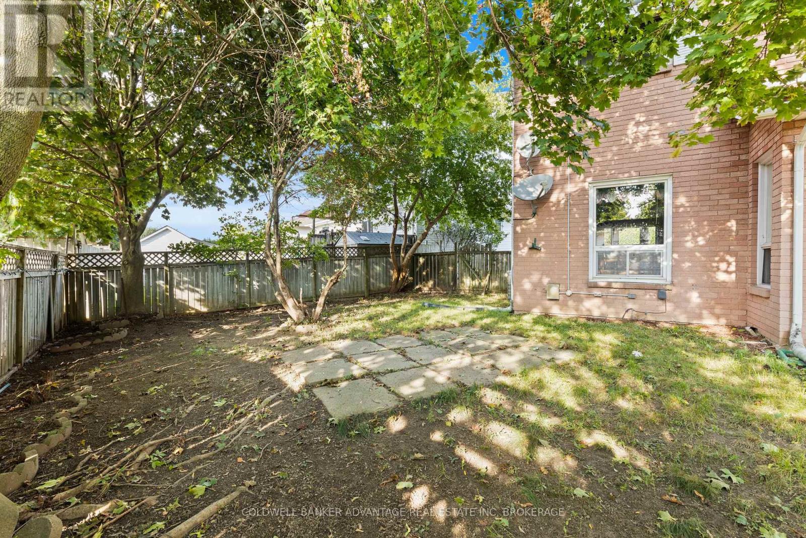 35 Woodrush Avenue, Welland, Ontario  L3C 6S6 - Photo 29 - X12423461