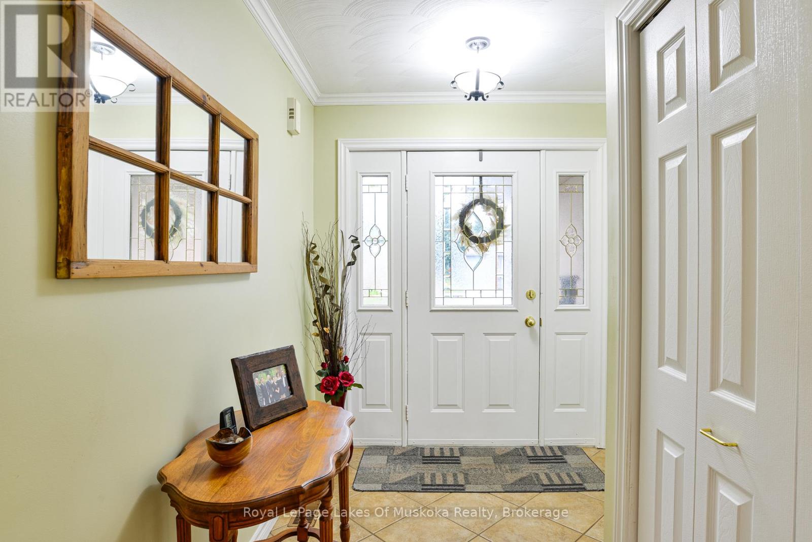 18 Killdeer Crescent, Bracebridge, Ontario  P1L 1Z2 - Photo 5 - X12423482