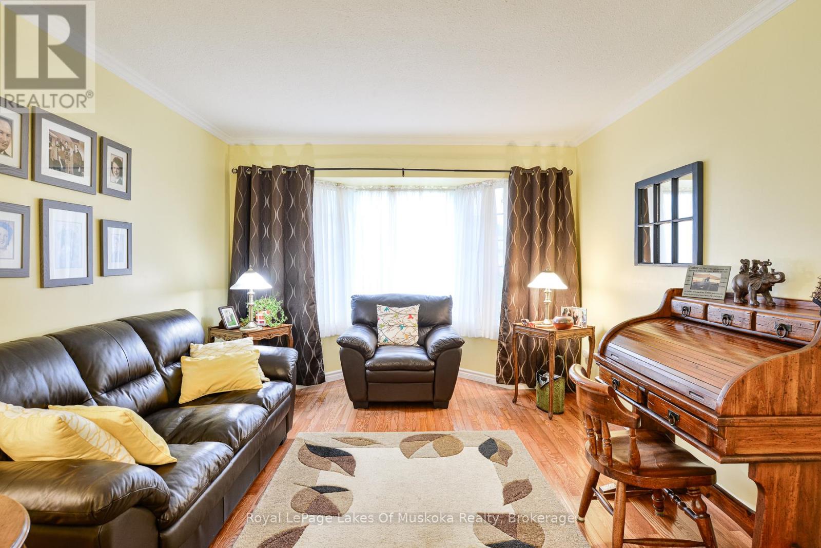 18 Killdeer Crescent, Bracebridge, Ontario  P1L 1Z2 - Photo 6 - X12423482