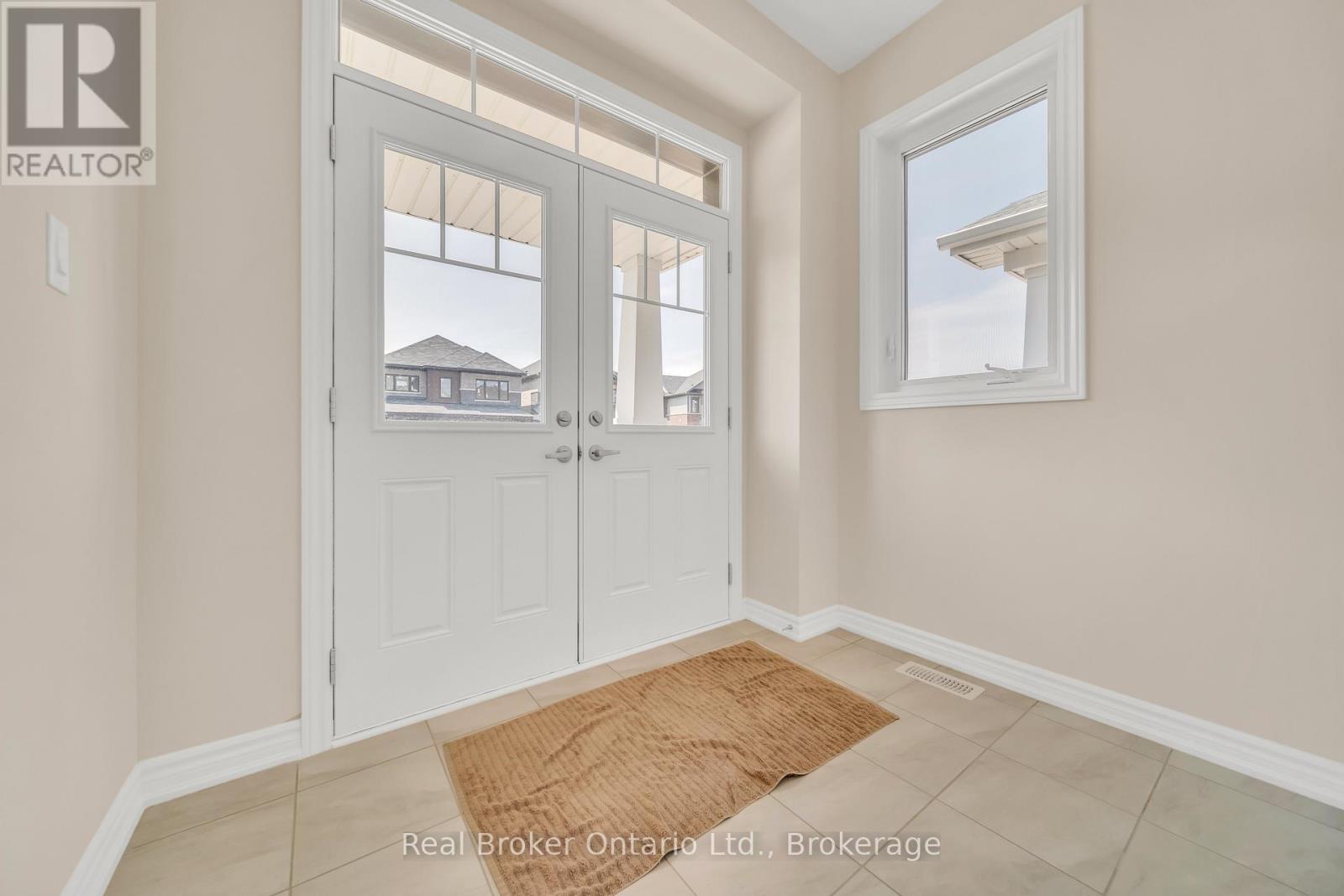 216 Vanilla Trail, Thorold, Ontario  L2E 6S4 - Photo 5 - X12423521