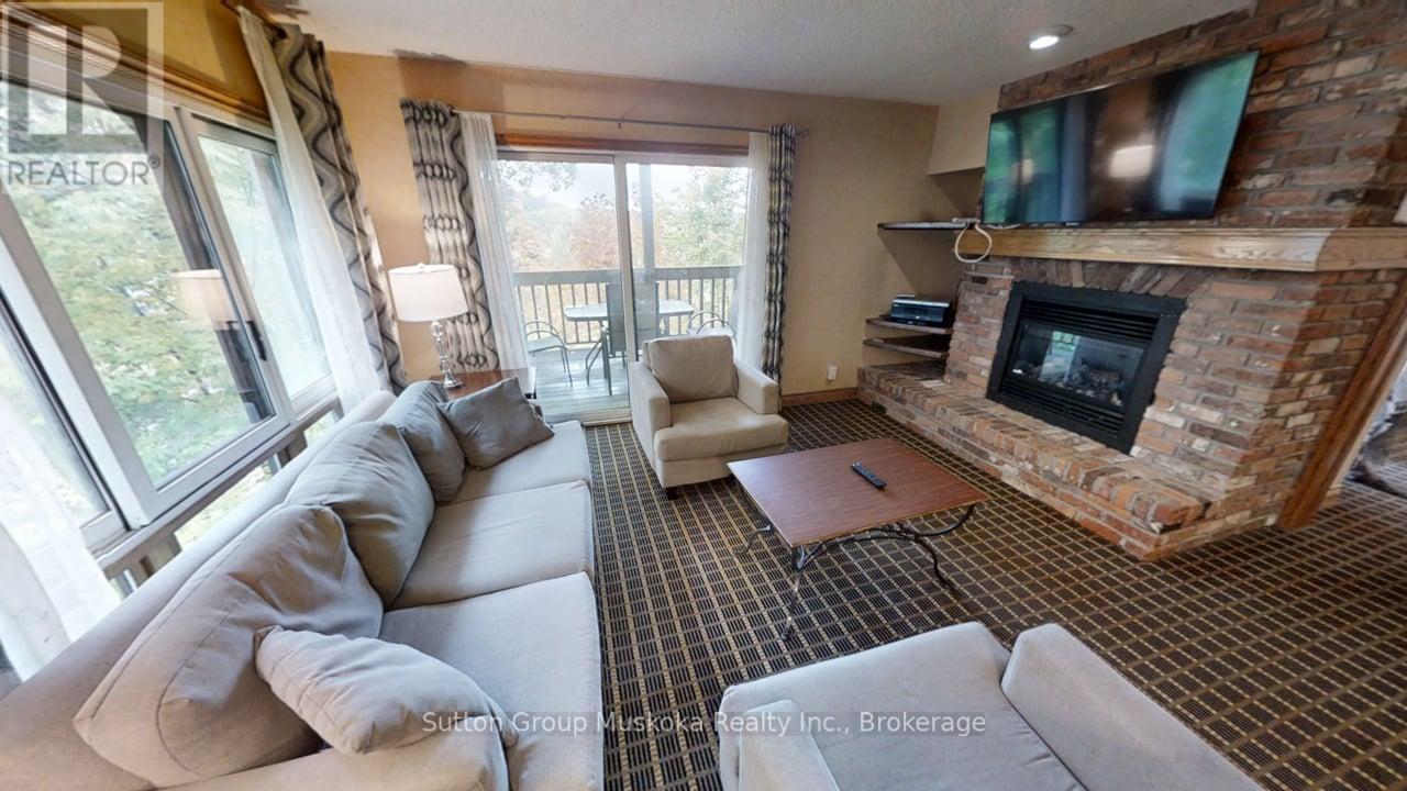 27-202 GOLFVIEW - DEERHURST RESORT DRIVE, Huntsville, Ontario