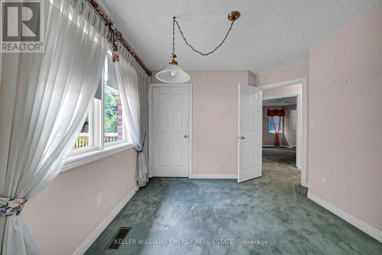 1130 Snowberry Court, Oshawa, Ontario  L1K 2J3 - Photo 16 - E12423445