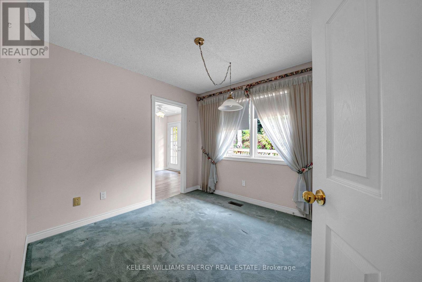 1130 Snowberry Court, Oshawa, Ontario  L1K 2J3 - Photo 17 - E12423445