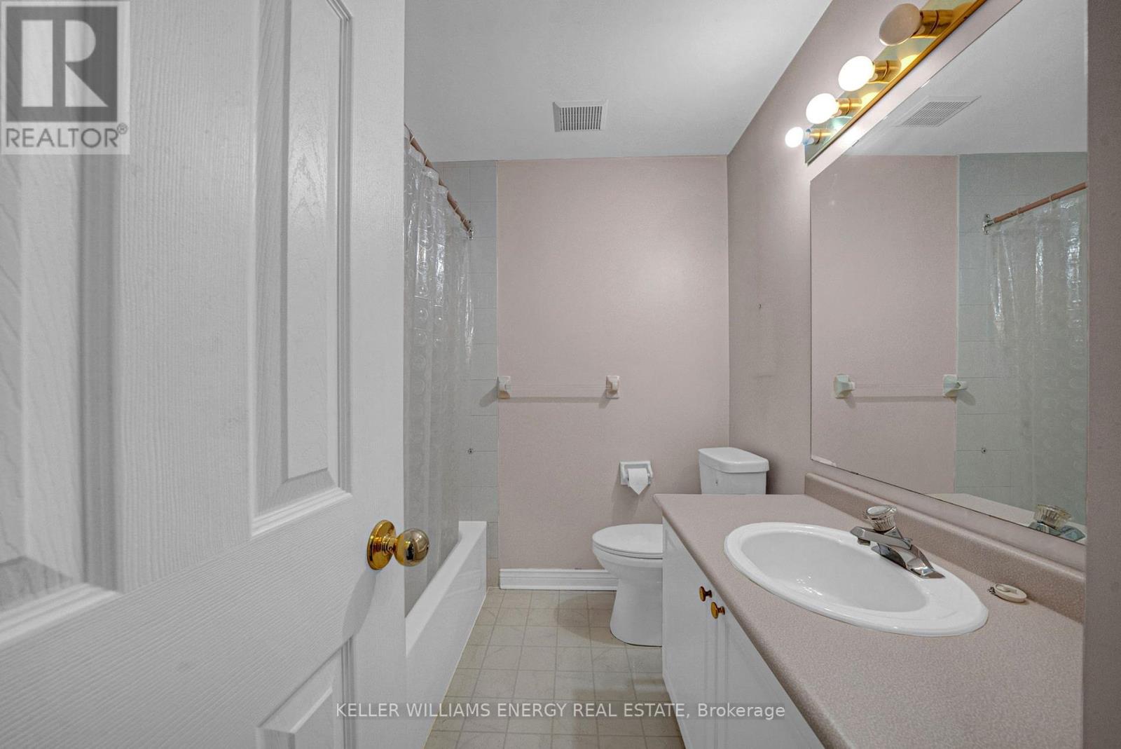 1130 Snowberry Court, Oshawa, Ontario  L1K 2J3 - Photo 18 - E12423445