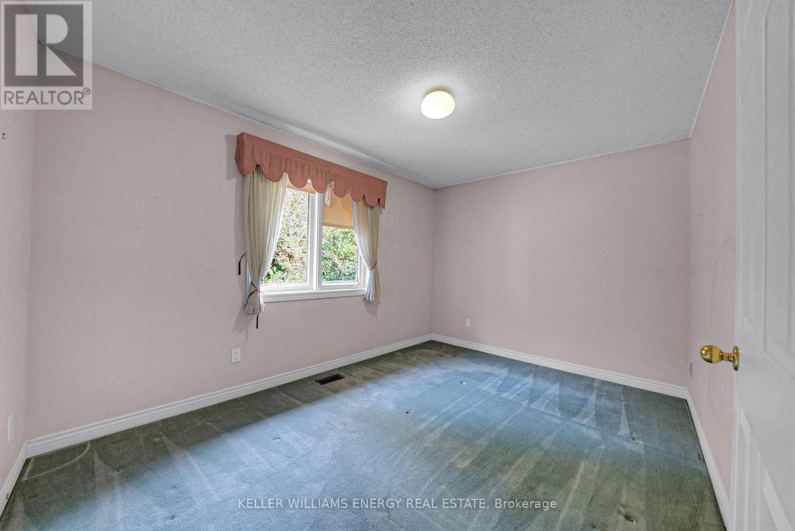 1130 Snowberry Court, Oshawa, Ontario  L1K 2J3 - Photo 23 - E12423445