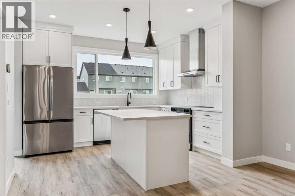41 Savanna Place Ne, Calgary, Alberta  T3J 4B6 - Photo 9 - A2235791