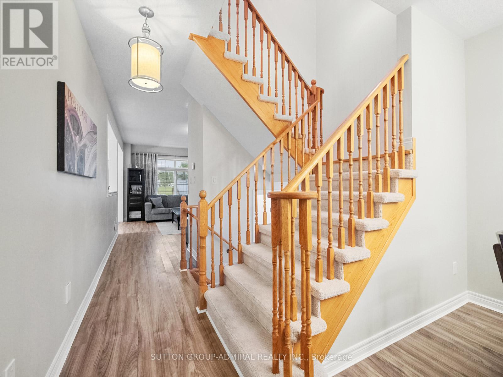 79 Watkins Glen Crescent, Aurora, Ontario  L4G 7S6 - Photo 15 - N12423379