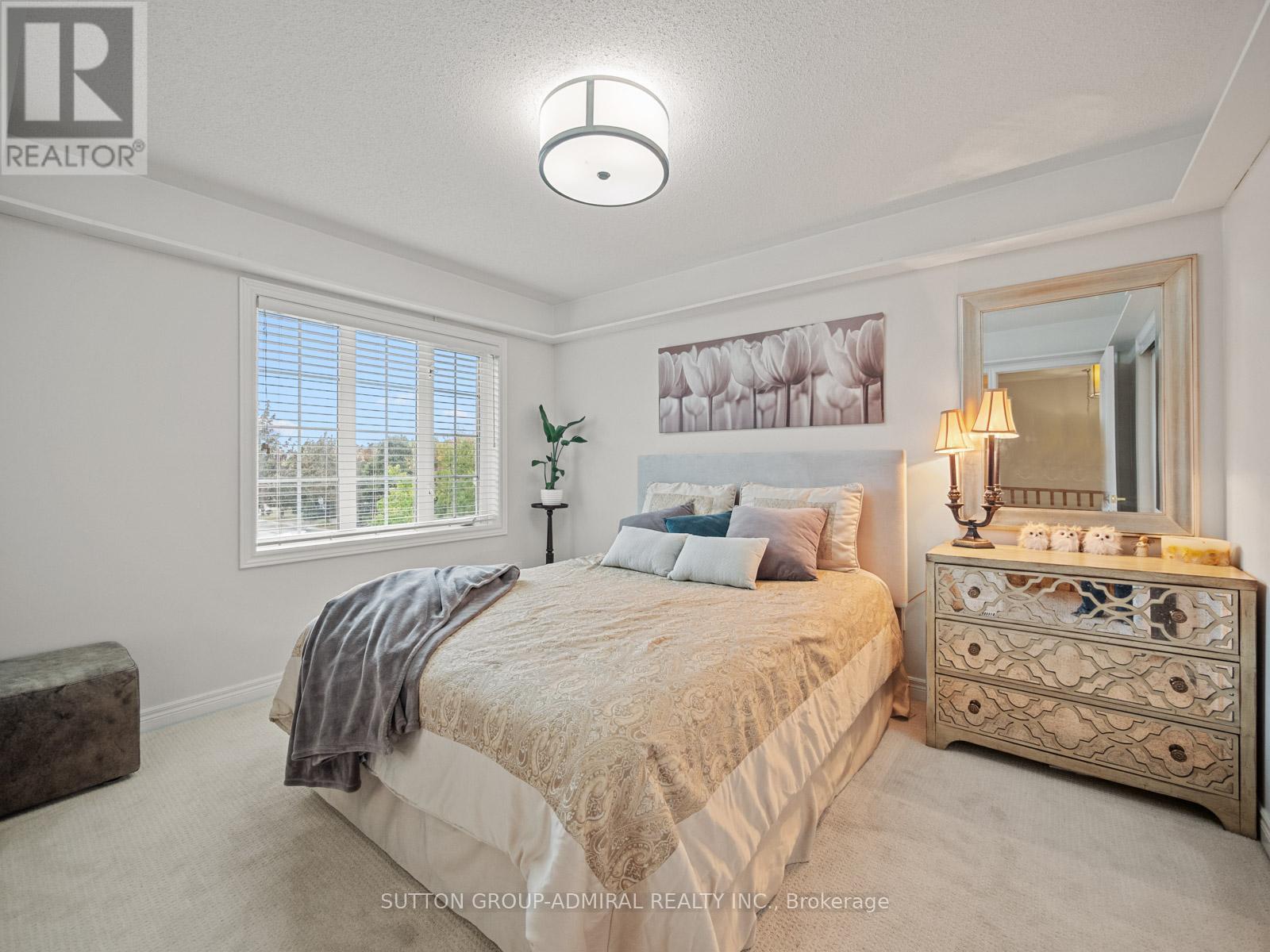 79 Watkins Glen Crescent, Aurora, Ontario  L4G 7S6 - Photo 22 - N12423379