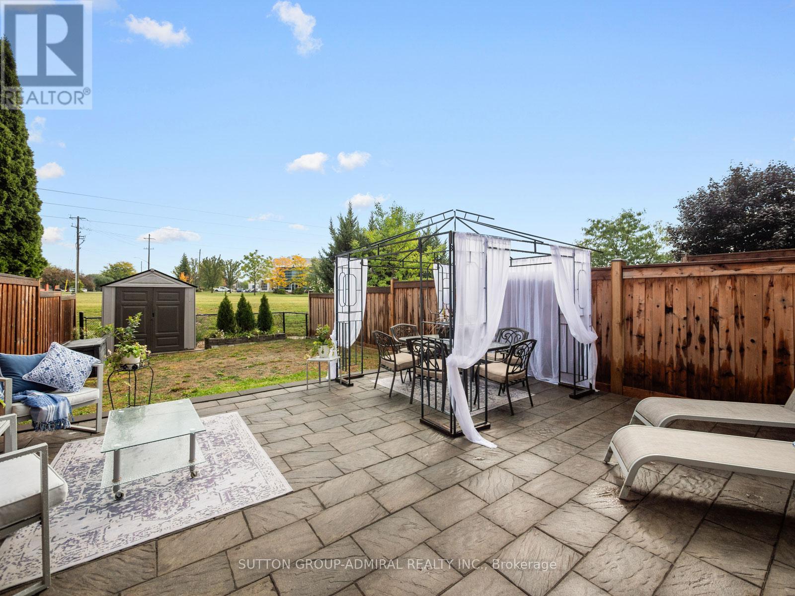 79 Watkins Glen Crescent, Aurora, Ontario  L4G 7S6 - Photo 33 - N12423379
