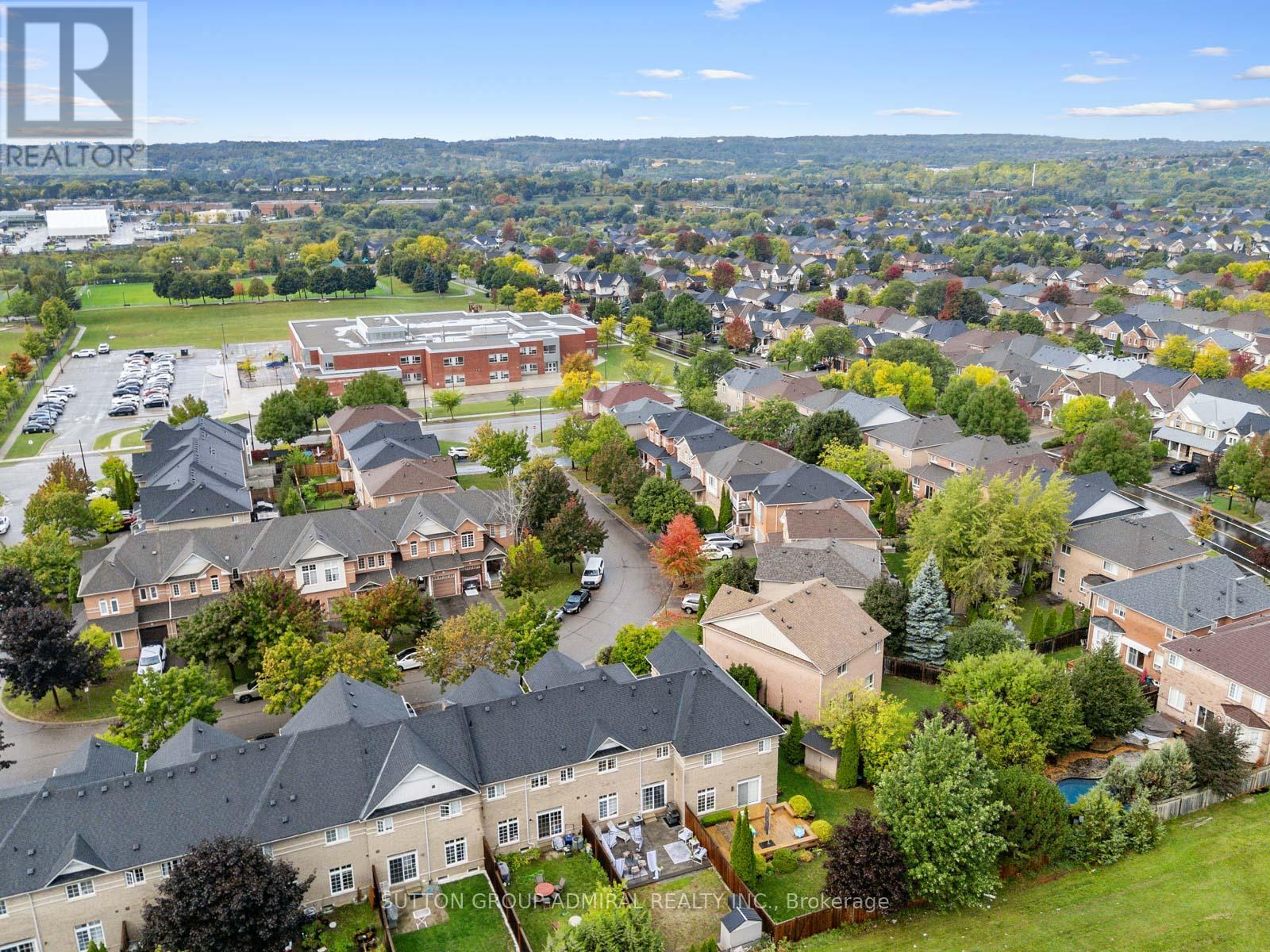 79 Watkins Glen Crescent, Aurora, Ontario  L4G 7S6 - Photo 40 - N12423379