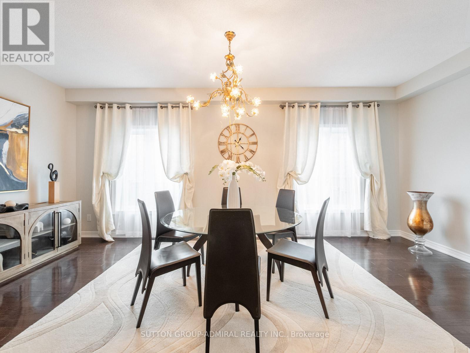 119 Warbler Avenue, Vaughan, Ontario  L6A 0X9 - Photo 4 - N12423414