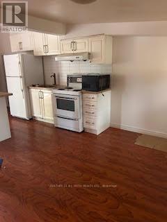 476 West Street N, Orillia, Ontario  L3V 5E8 - Photo 2 - S12423407