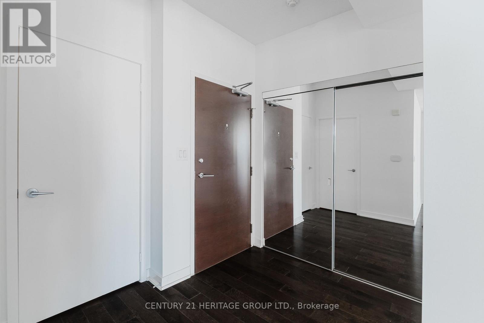 3506 - 15 Iceboat Terrace, Toronto, Ontario  M5R 4A5 - Photo 13 - C12422600