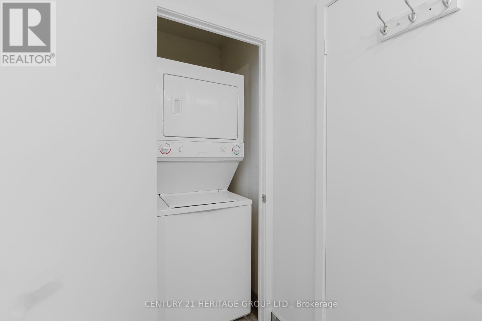 3506 - 15 Iceboat Terrace, Toronto, Ontario  M5R 4A5 - Photo 38 - C12422600