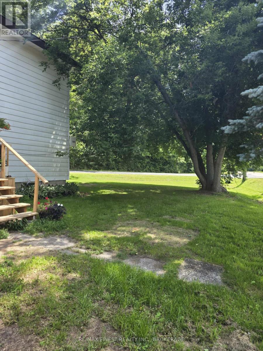 1469 Mountain Grove Road, Frontenac, Ontario  K0H 2E0 - Photo 15 - X12422182