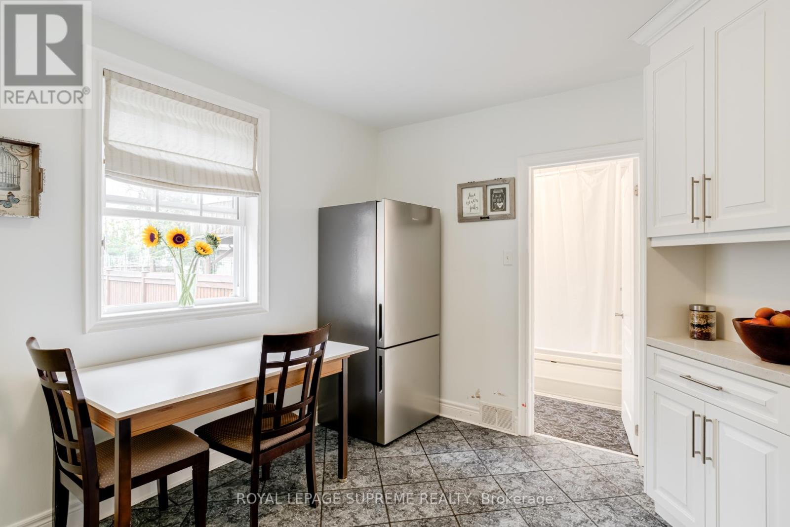 59 Buttonwood Avenue, Toronto, Ontario  M6M 2H9 - Photo 29 - W12423371