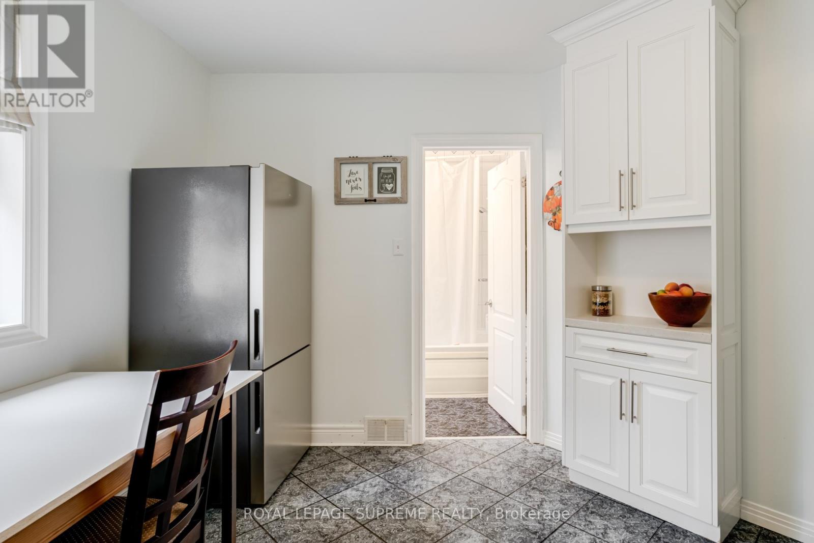 59 Buttonwood Avenue, Toronto, Ontario  M6M 2H9 - Photo 31 - W12423371