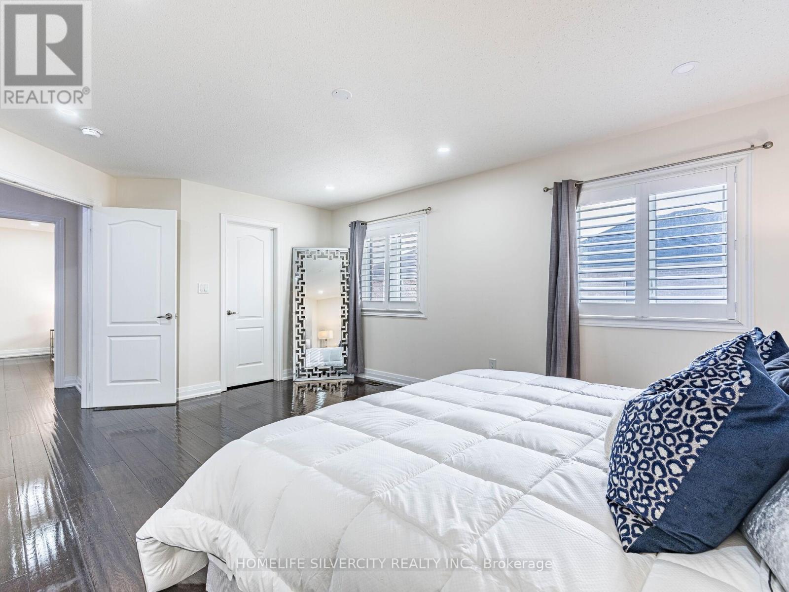 16 Cloncurry Street E, Brampton, Ontario  L6P 4G3 - Photo 23 - W12423381