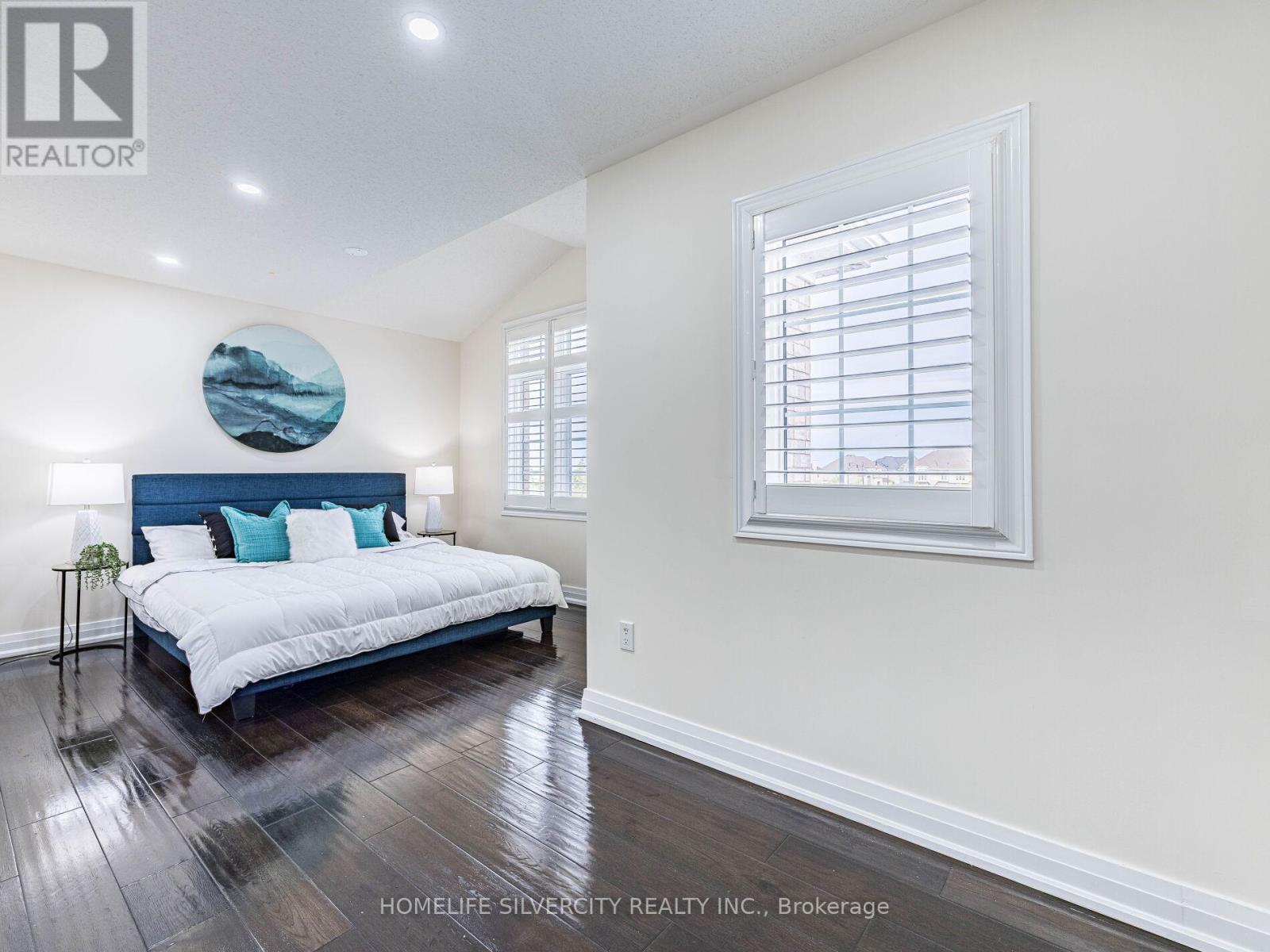 16 Cloncurry Street E, Brampton, Ontario  L6P 4G3 - Photo 34 - W12423381