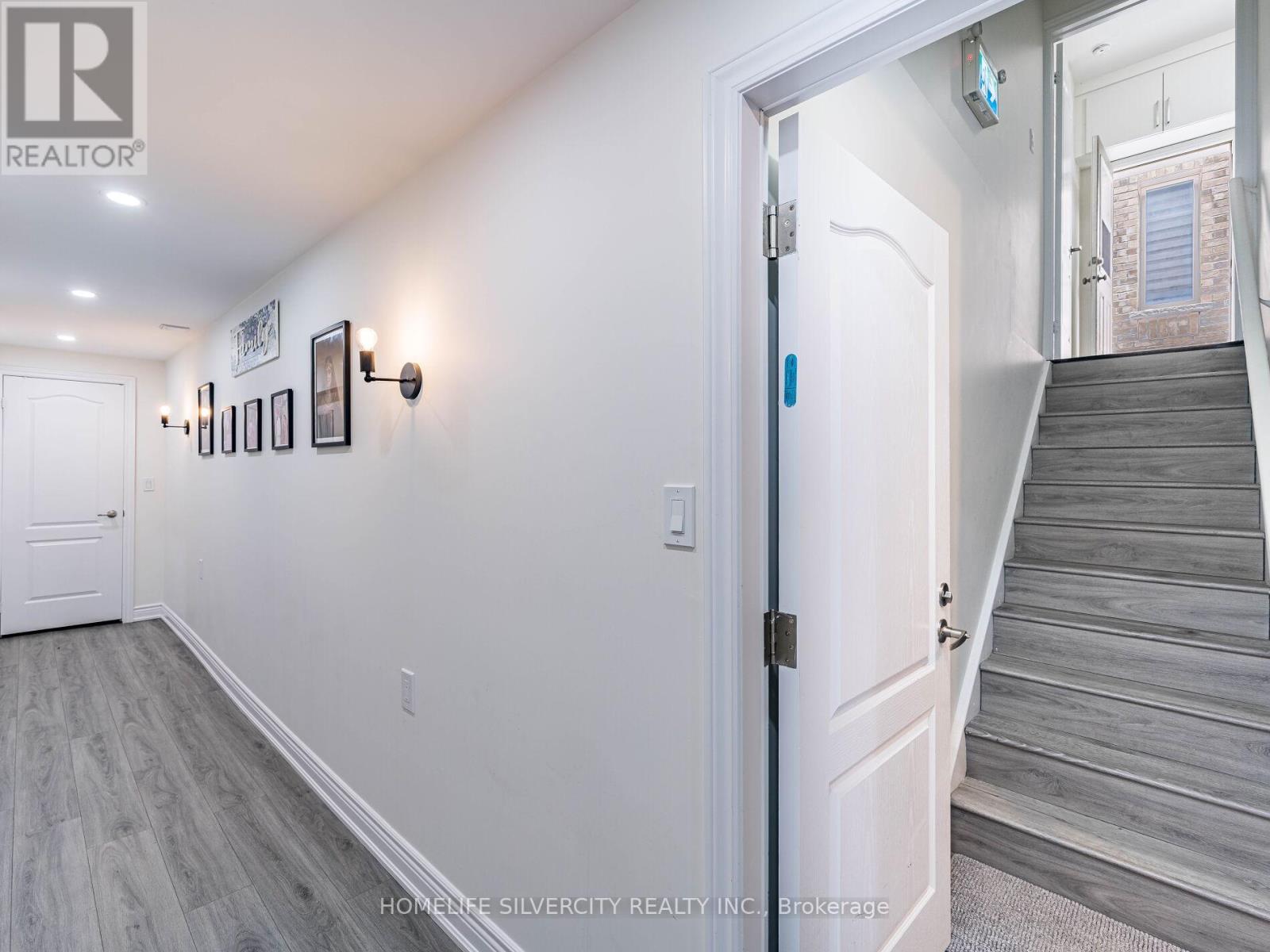 16 Cloncurry Street E, Brampton, Ontario  L6P 4G3 - Photo 47 - W12423381