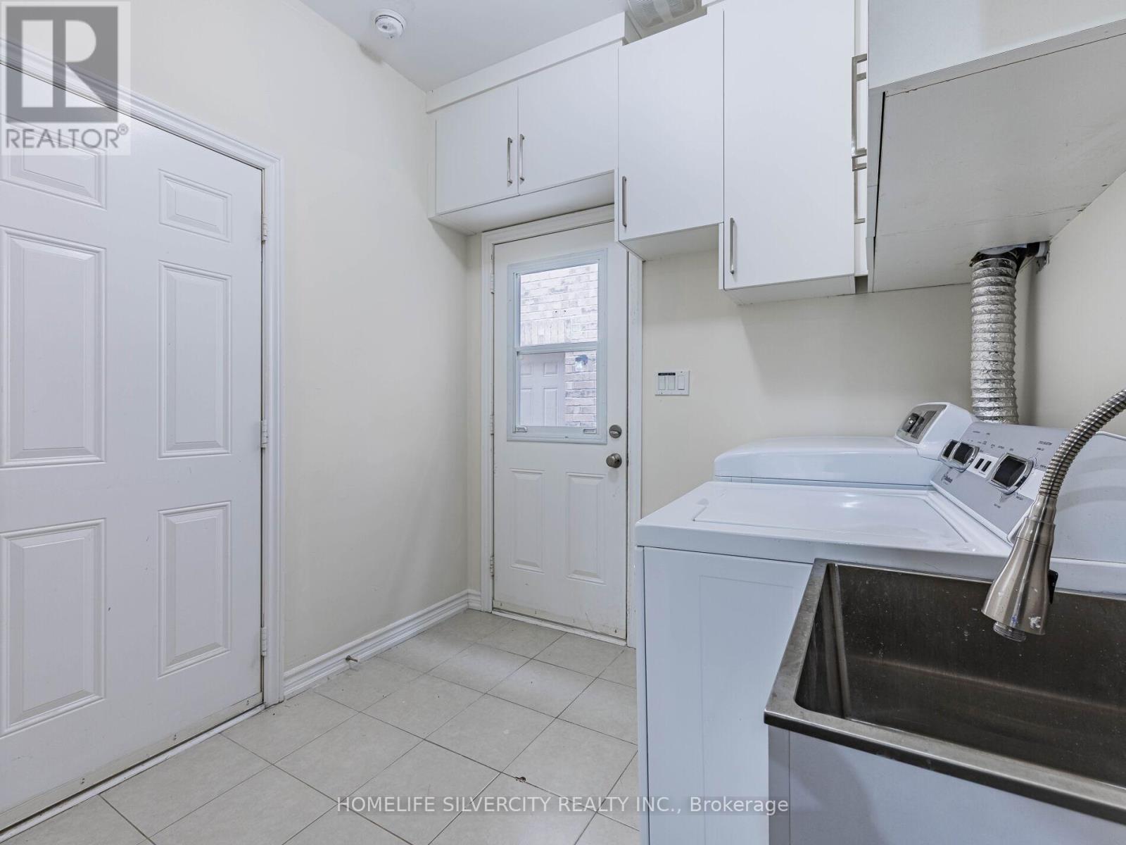 16 Cloncurry Street E, Brampton, Ontario  L6P 4G3 - Photo 48 - W12423381