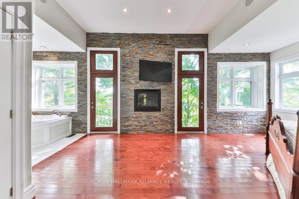 1200 Bronte Road, Oakville, Ontario  L6M 4G4 - Photo 29 - W12423384