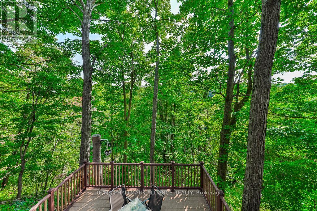 1200 Bronte Road, Oakville, Ontario  L6M 4G4 - Photo 3 - W12423384