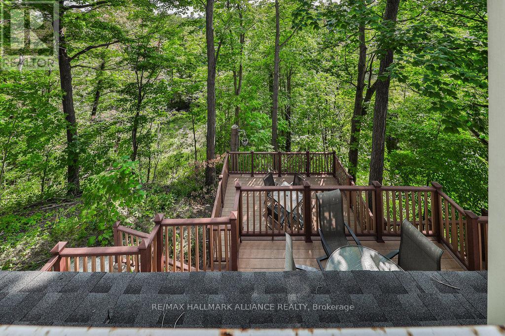 1200 Bronte Road, Oakville, Ontario  L6M 4G4 - Photo 4 - W12423384