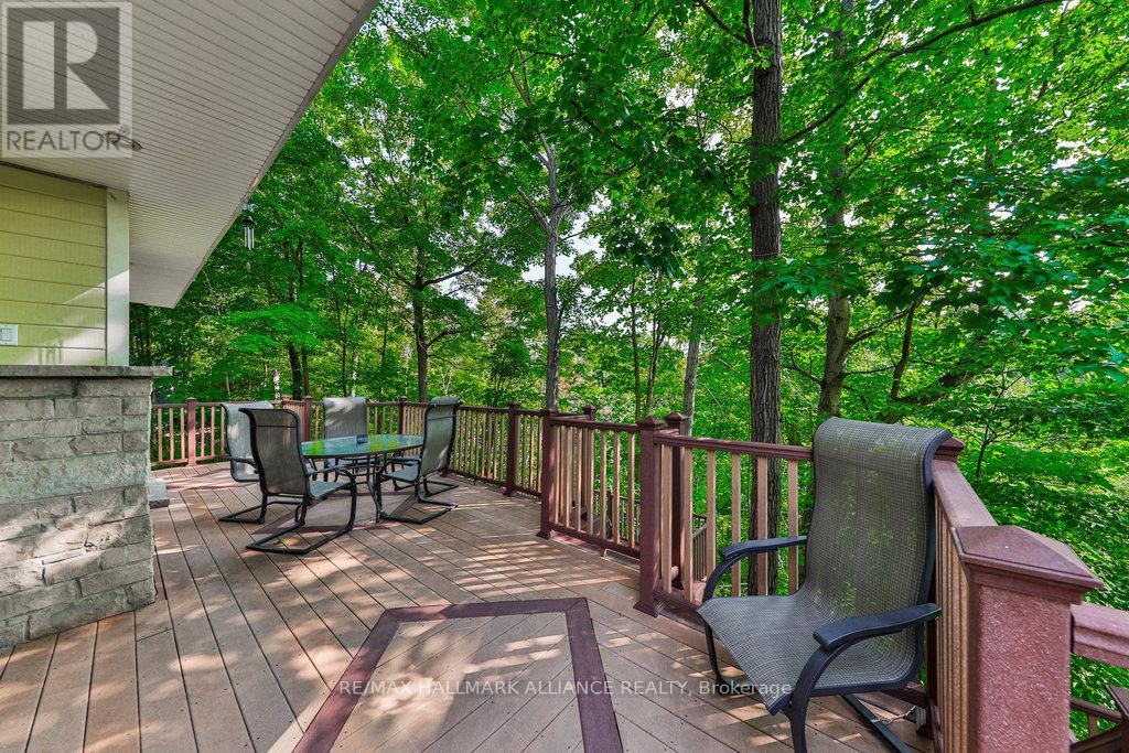 1200 Bronte Road, Oakville, Ontario  L6M 4G4 - Photo 42 - W12423384