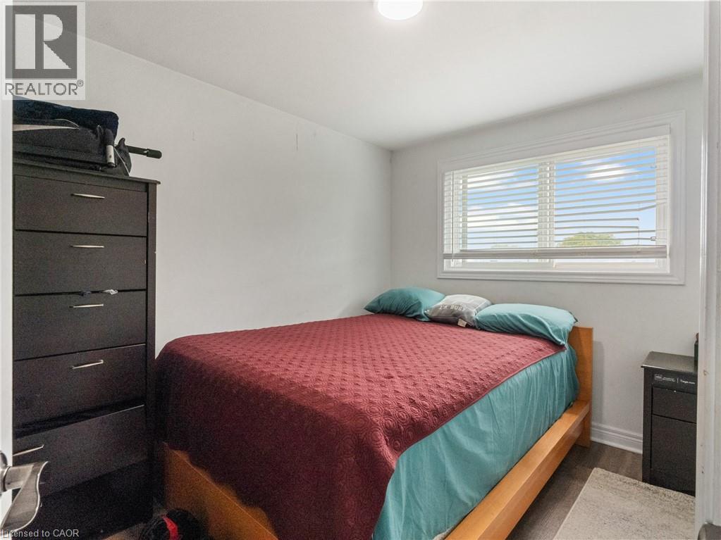 47 Canterbury Drive, St. Catharines, Ontario  L2P 3M6 - Photo 11 - 40772956