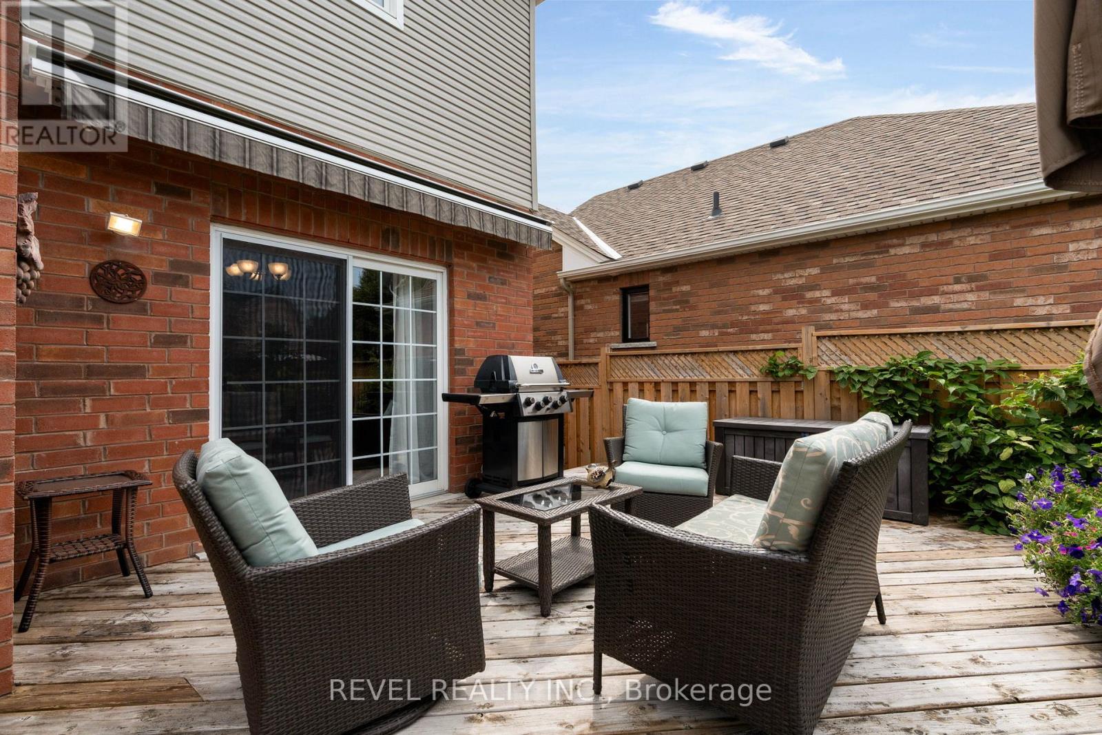 1058 Muriel Street, Innisfil, Ontario  L9S 4W7 - Photo 28 - N12339015