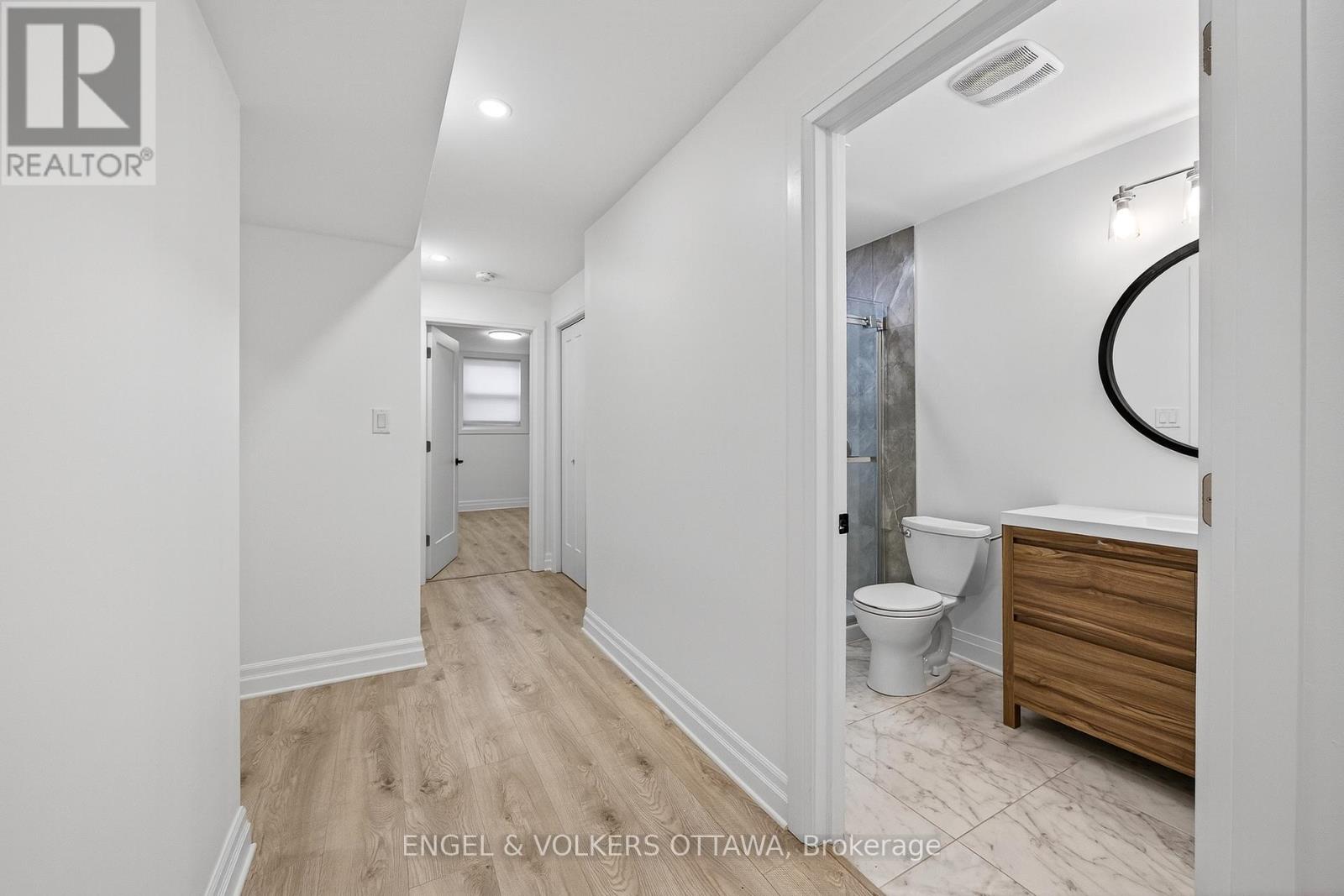 2204 Utah Street, Ottawa, Ontario  K1H 7W8 - Photo 35 - X12409401