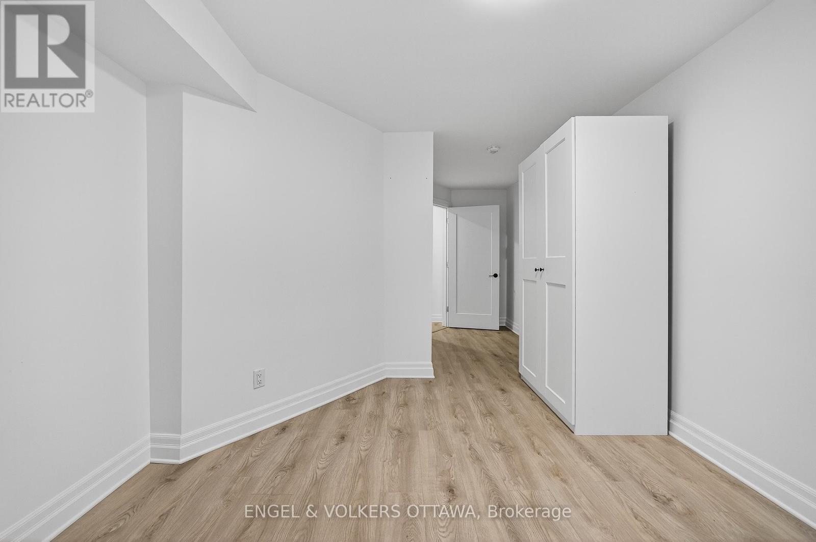 2204 Utah Street, Ottawa, Ontario  K1H 7W8 - Photo 39 - X12409401