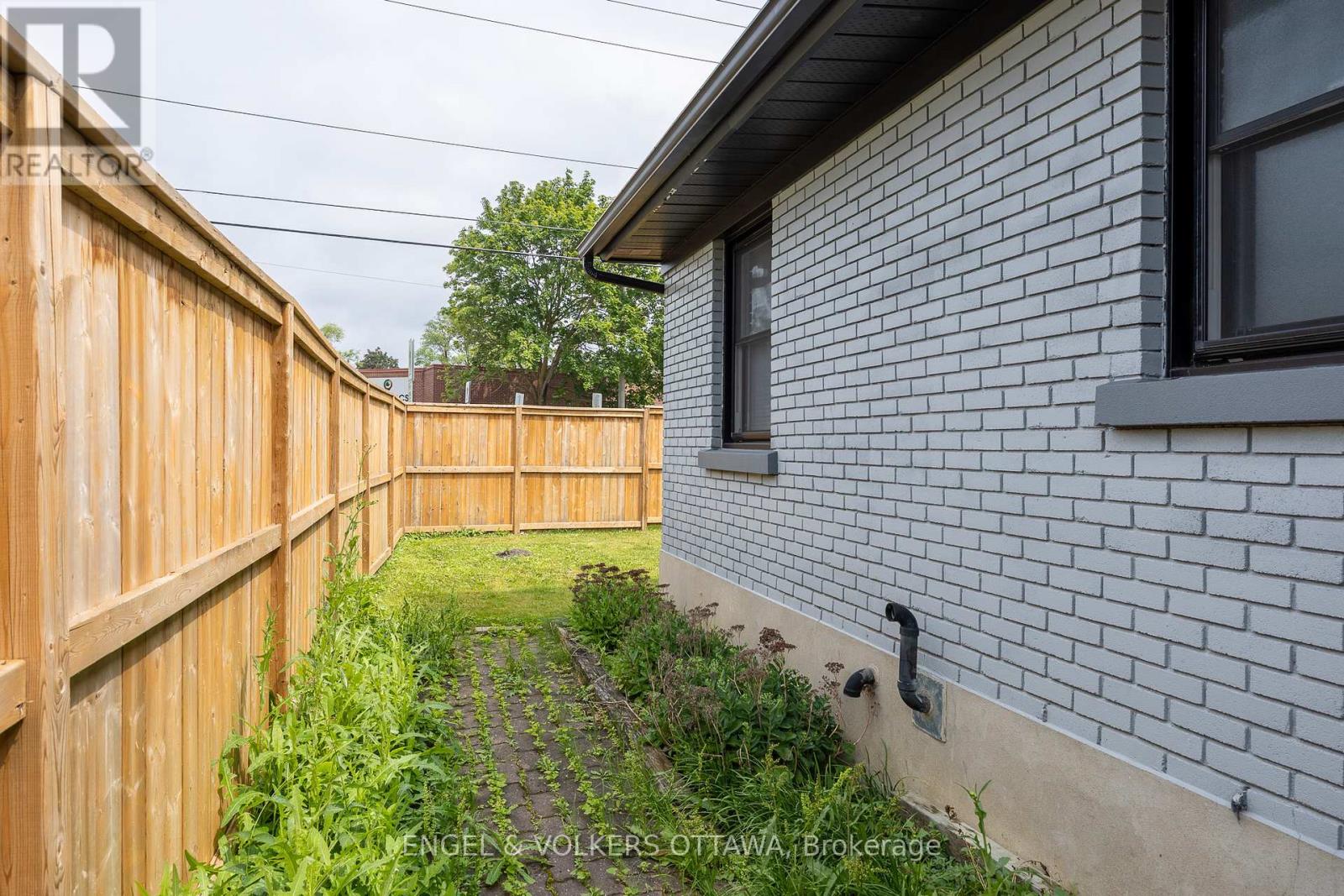 2204 Utah Street, Ottawa, Ontario  K1H 7W8 - Photo 44 - X12409401