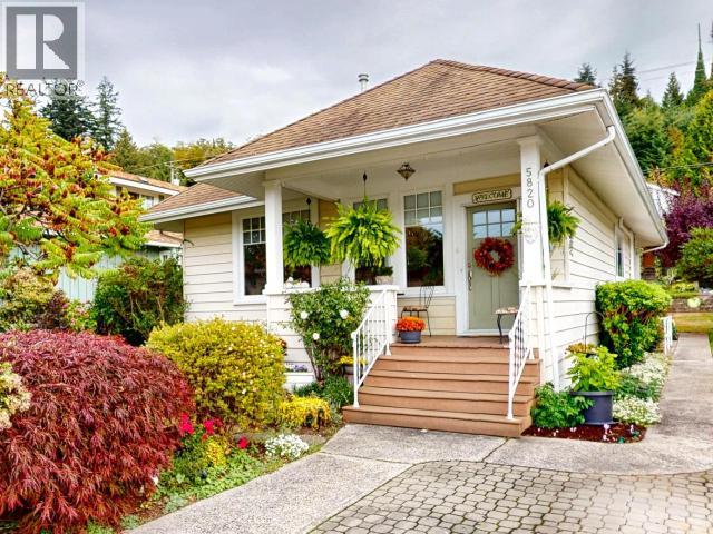 5820 MAPLE AVE, Powell River, British Columbia