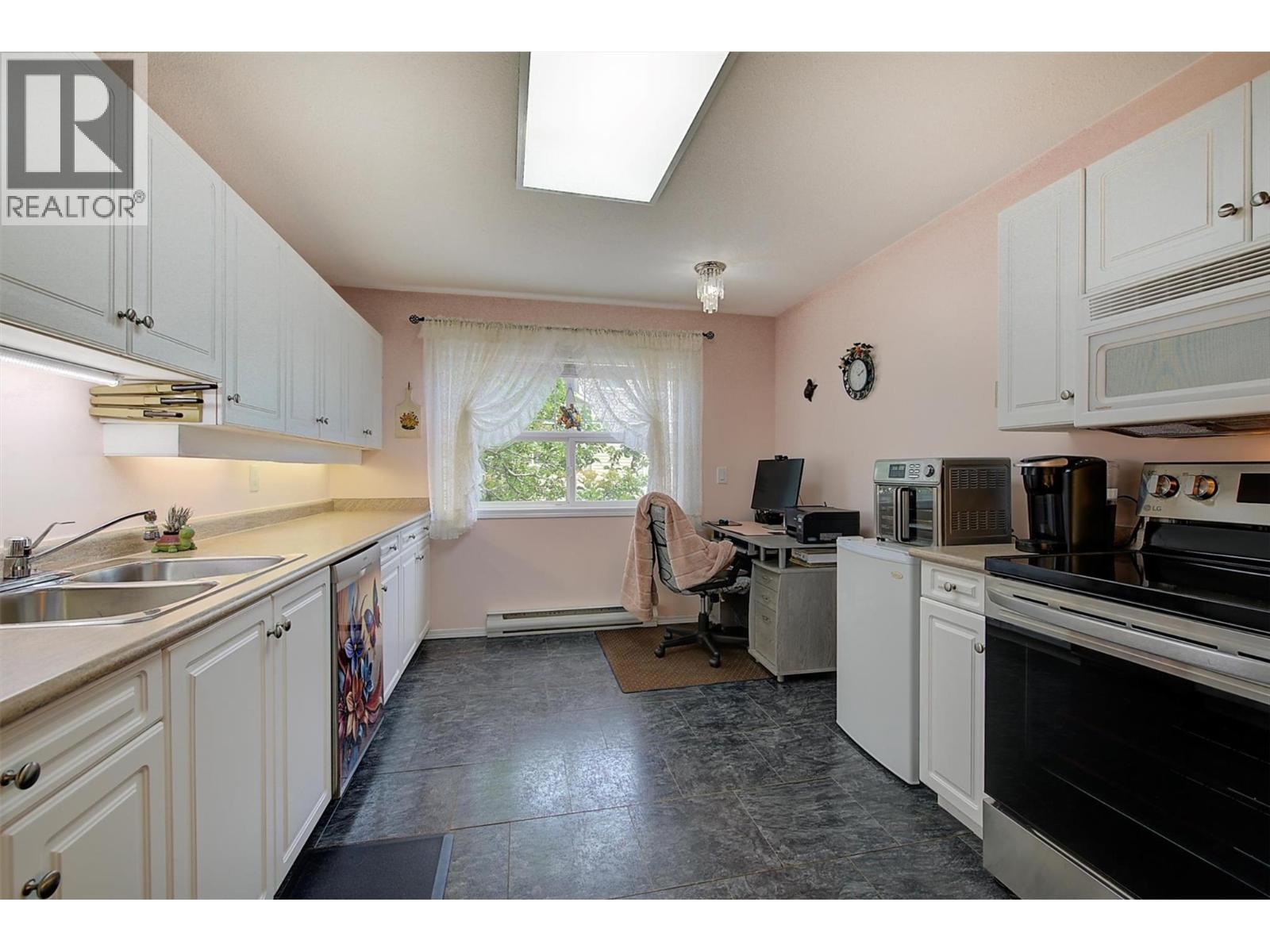 555 Houghton Road Unit# 203 Kelowna Photo 12