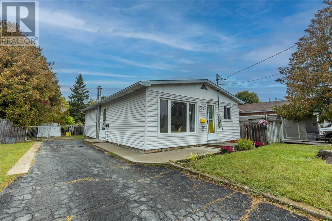 492 Albert Street, Espanola, Ontario  P5E 1L4 - Photo 1 - 2124892