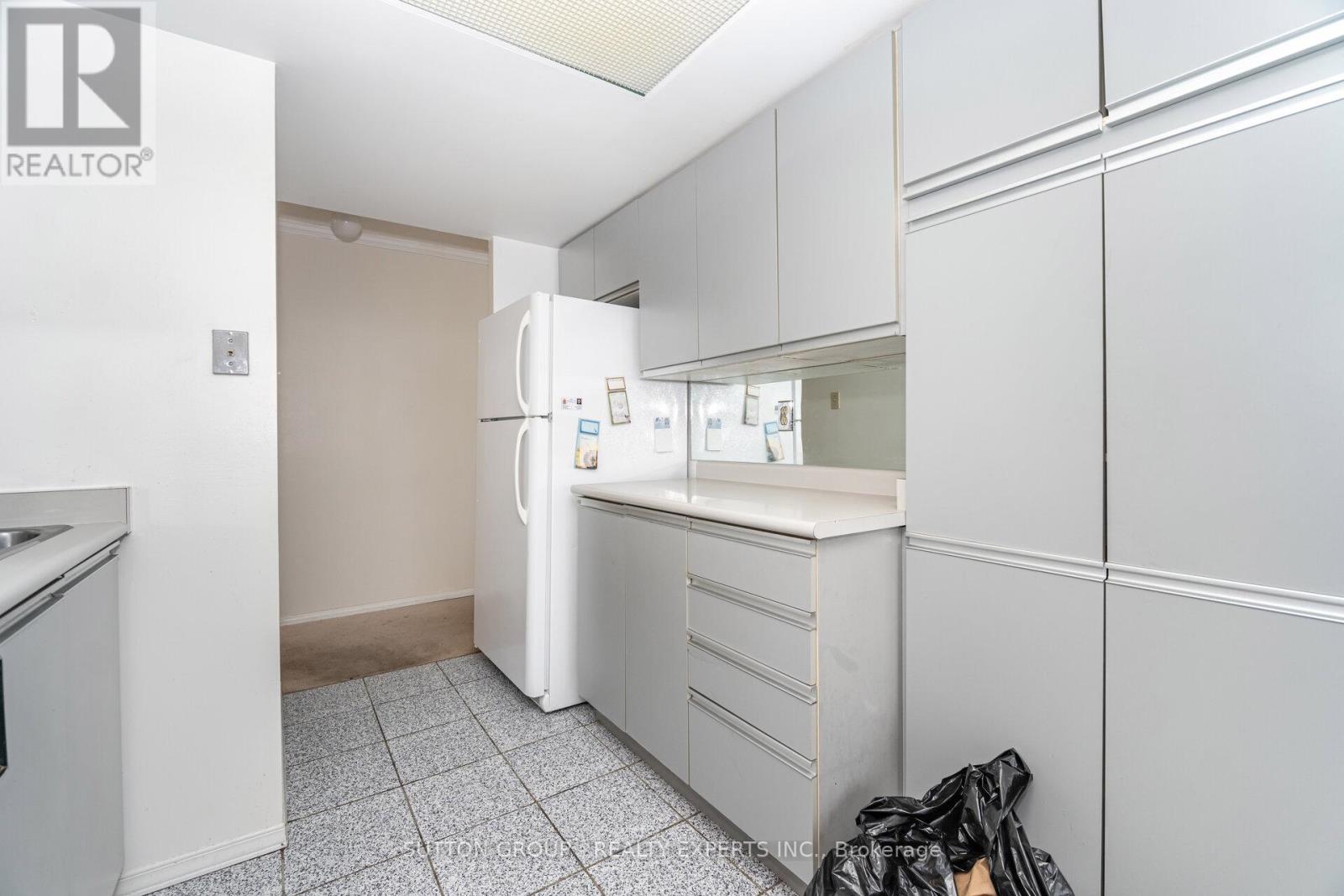 Lph2 #1302 - 600 Rexdale Boulevard, Toronto, Ontario  M9W 6T4 - Photo 22 - W12419624