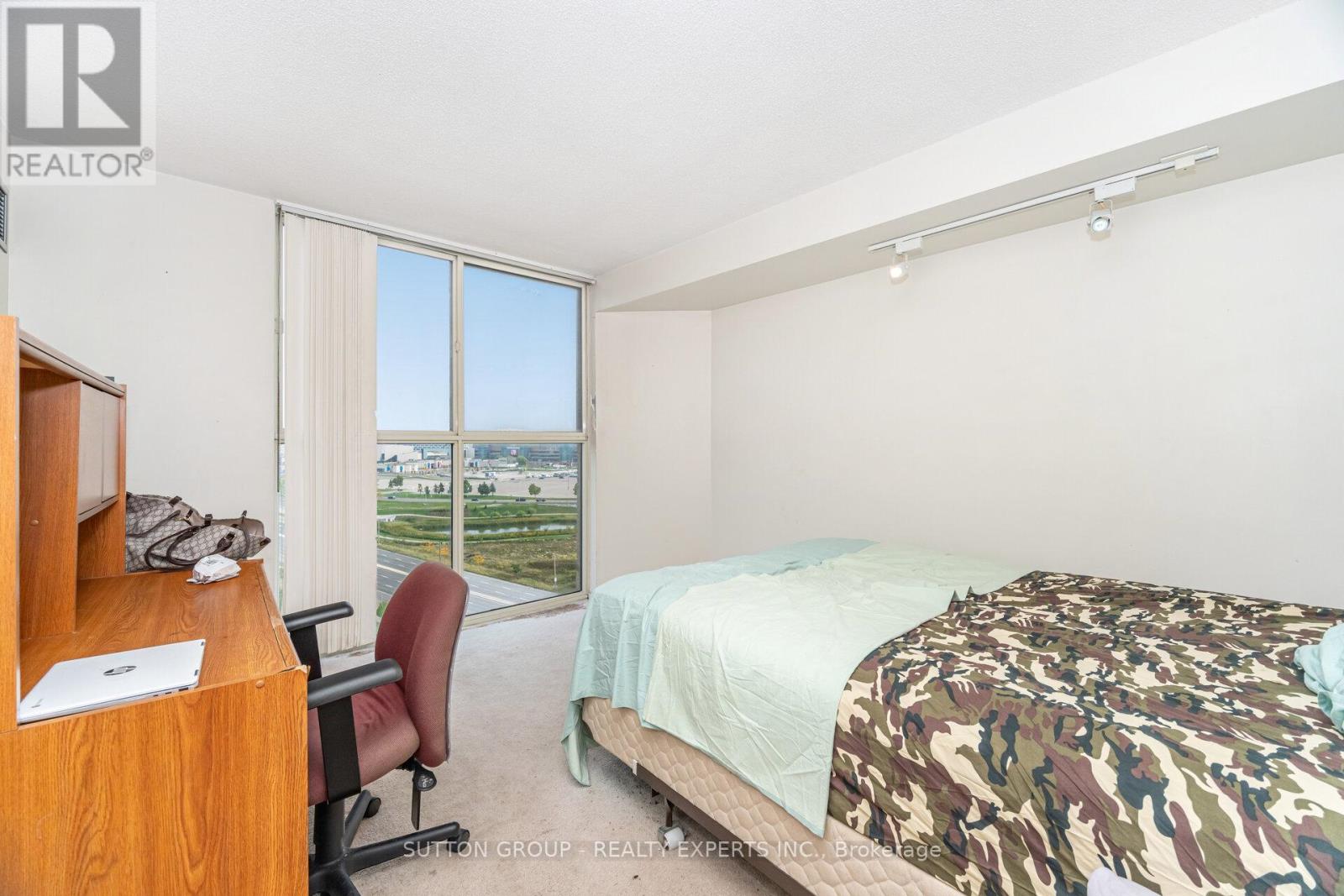 Lph2 #1302 - 600 Rexdale Boulevard, Toronto, Ontario  M9W 6T4 - Photo 20 - W12419624