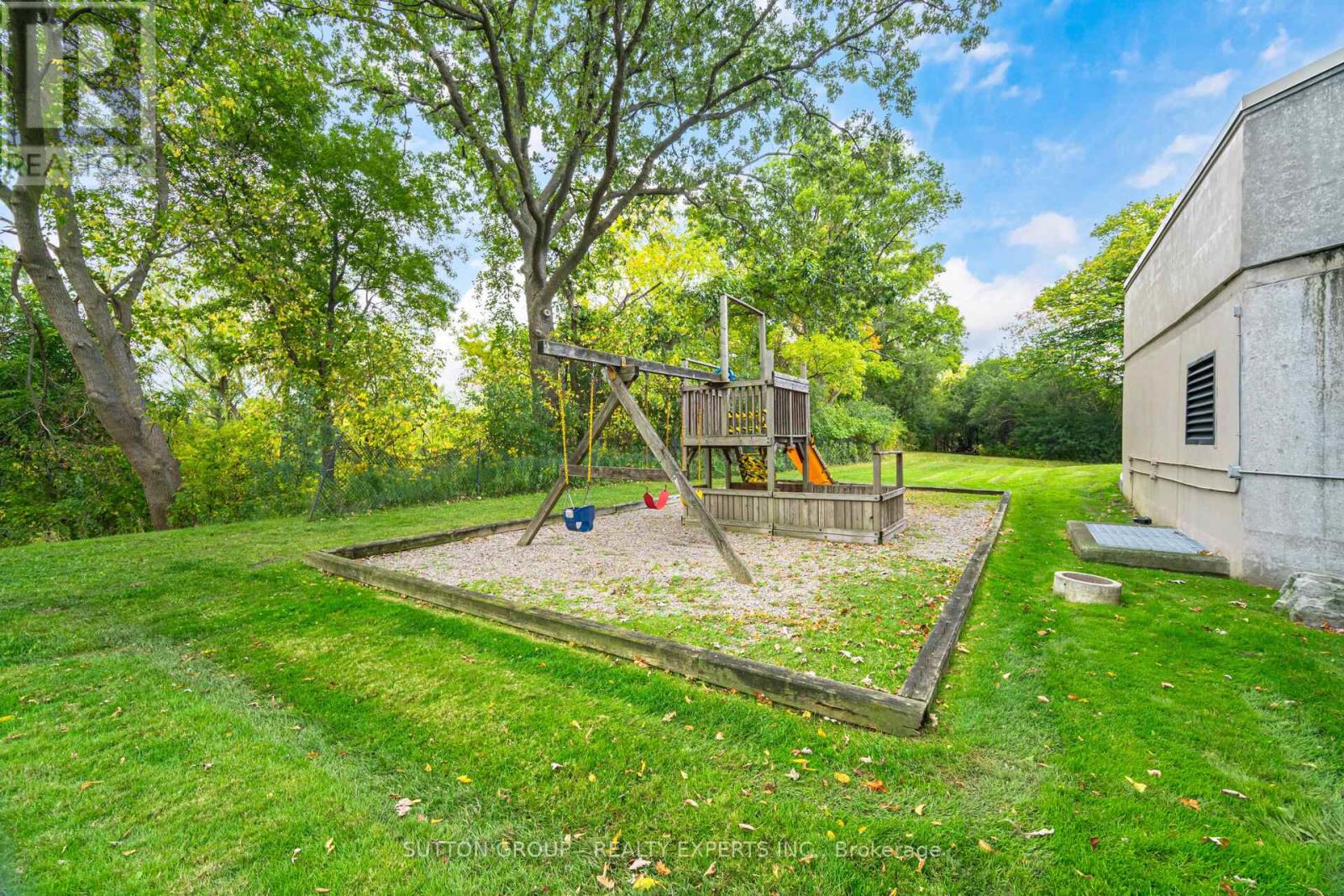 Lph2 #1302 - 600 Rexdale Boulevard, Toronto, Ontario  M9W 6T4 - Photo 45 - W12419624