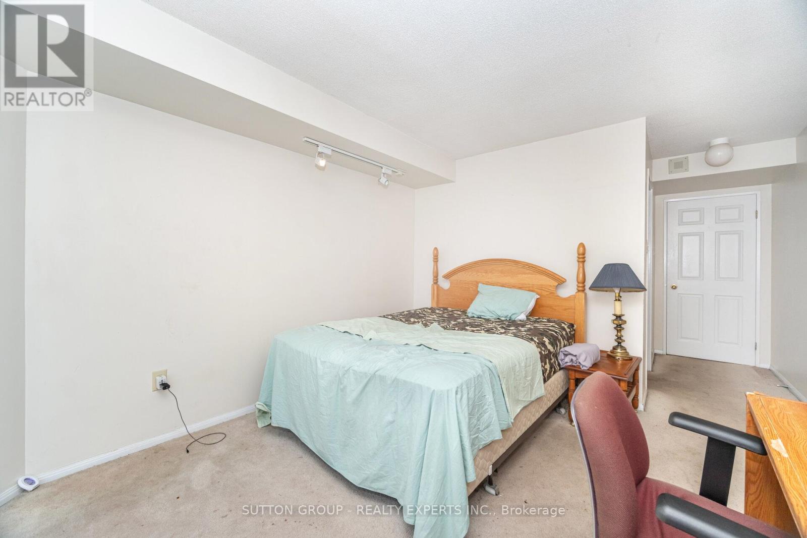 Lph2 #1302 - 600 Rexdale Boulevard, Toronto, Ontario  M9W 6T4 - Photo 21 - W12419624