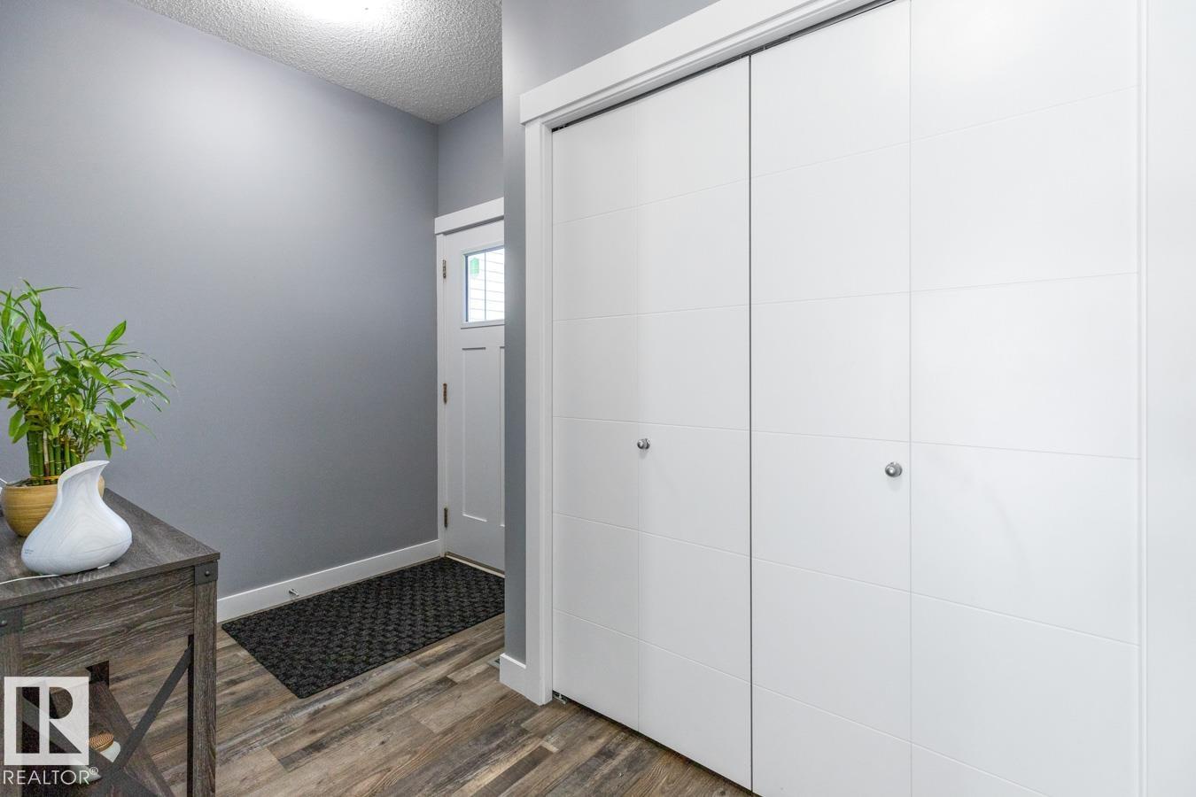 Property at 1009 BERG PL image 3