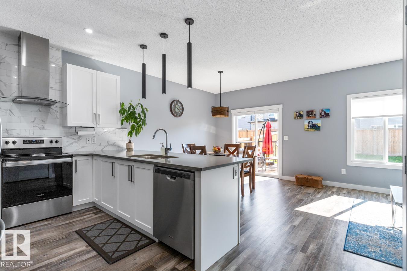 Property at 1009 BERG PL image 5