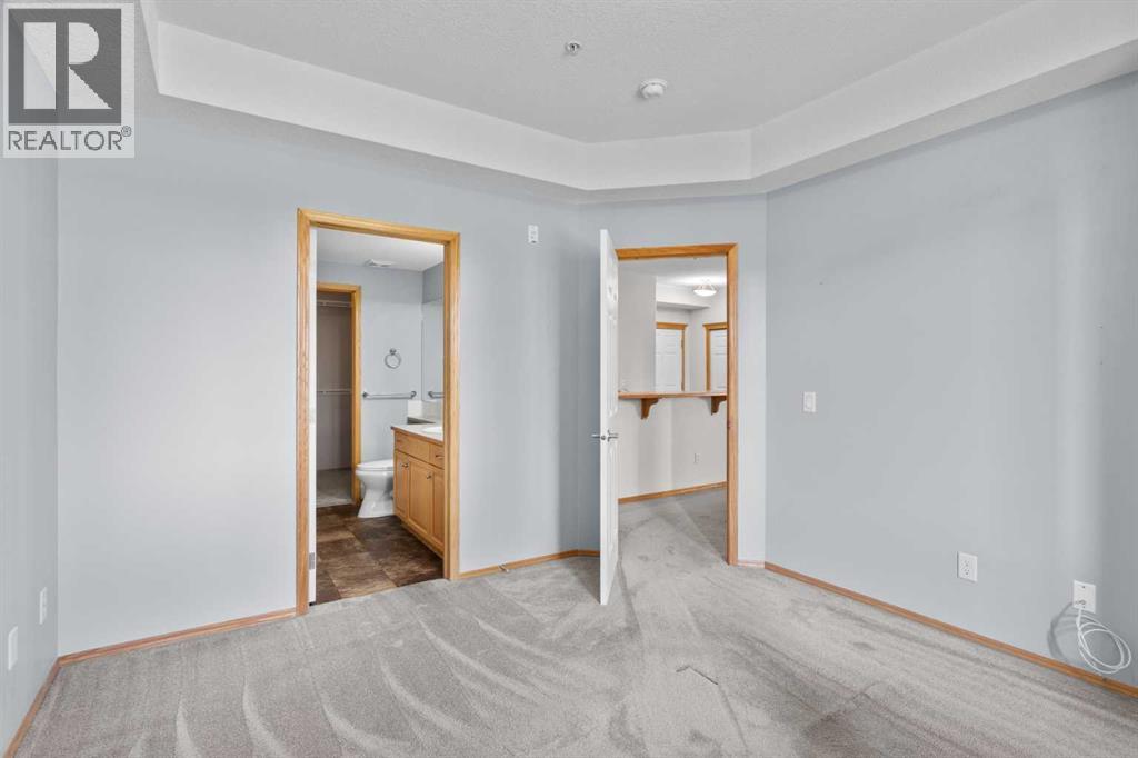 239, 15 Everstone Drive Sw, Calgary, Alberta  T2Y 5B5 - Photo 16 - A2256041